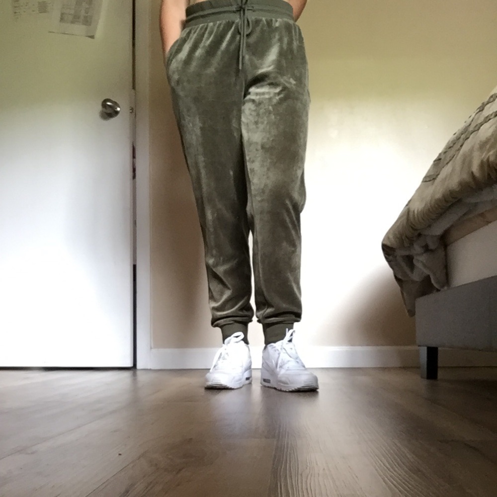 velour Puma pants - Picture 3 of 4